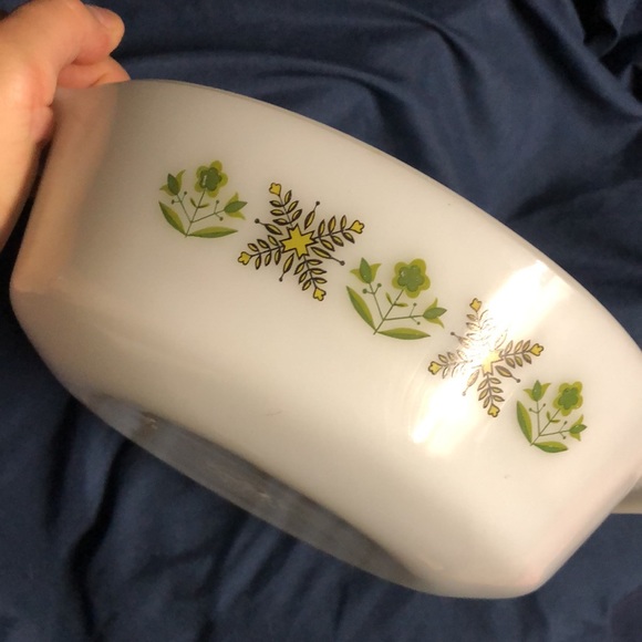 One 2 qt Anchor Hocking Fire-King Number 438 Green Meadow Oven Proof Milk Glass - Picture 5 of 8